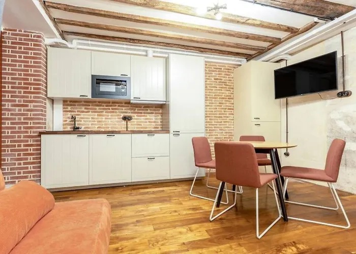 Nouveau - Loft Industriel - 4pp * Paris