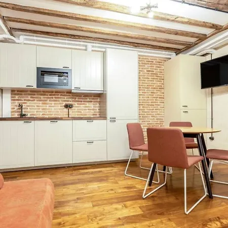 Nouveau - Loft Industriel - 4pp * Paris